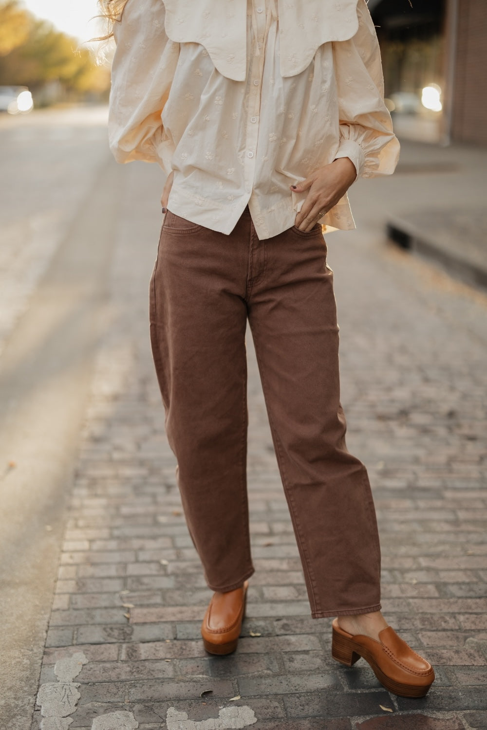 Kate High Rise Brown Barrel Jean