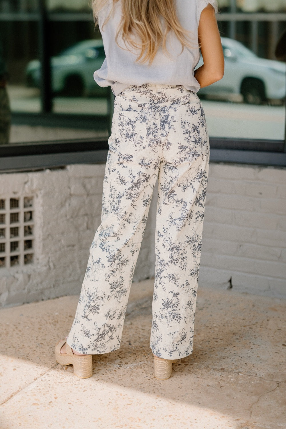 Wanda Watercolor Floral Ivory Jeans (S-3XL)