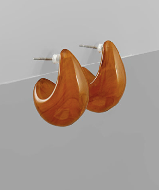 Gradual Chunky Acrylic Earrings in Brown